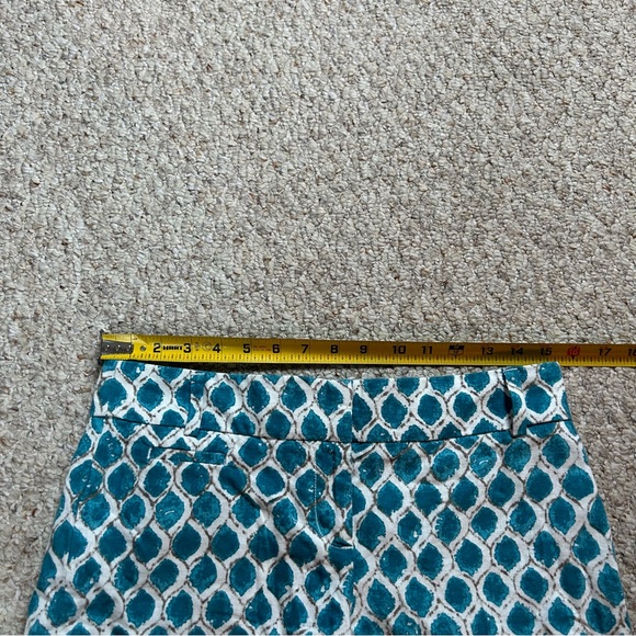 Loft Ann Taylor NWT Blue Geometric Chino Womens 00 Flat Front Shorts 4" Inseam - Picture 8 of 12
